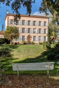 Château du pegulier location intégrale