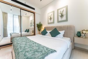 ALiving Modern 1BR I Waterfront Living I Trillionaire Residences by Binghatti