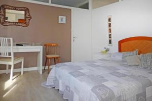 Nice holiday apartment 20 m from the beach, Arromanches-les-Bains