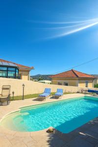 Studio de la Villa Thérèse, Piscine & Jardin