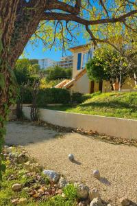 Studio de la Villa Thérèse, Piscine & Jardin