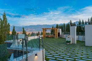 Hotel Gyalpo Residency - A Mountain View Luxury Hotel in Leh