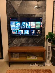 The Vintage Home by Astro at Azure North