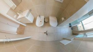 Sunny apartment img55