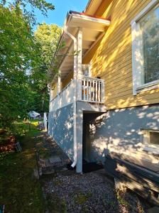The other side of the CLT semi-detached house, with a separate SPA