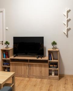 Entire Apt, 2 BDRM, Next to A-Museum