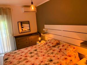 APT en Benalmádena 1 dormitorio Terraza con vistas al mar y jardín Piscina Wifi Nuevo