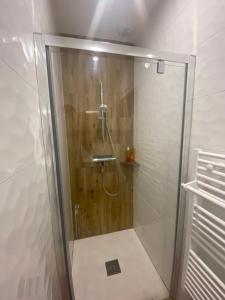 La Pomme de Pin - T1 Calme et Central - Meublé de Tourisme classé 2 étoiles