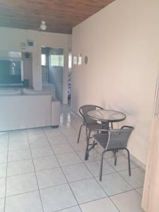 Phindulo Bed and Breakfast - No Loadshedding, Smart TVs & unlimited free fibre wifi