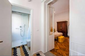 Mimi Carera Apartment & Room