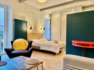 B OP Cocon Bonaparte - Old Port