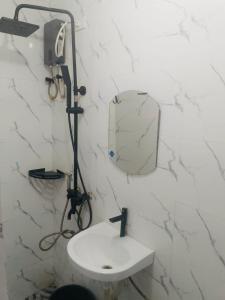 Tiny House in Moalboal Saavedra