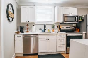 Downtown 1 Bedroom Duplex