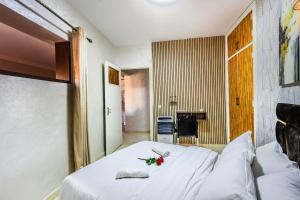 Stylish Apartment in Gueliz by Train & Majorelle