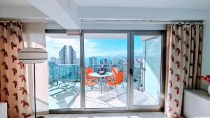 Skyline 14 vista mar y cuidad