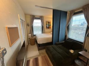 Comfy studio apartment with a beautiful view