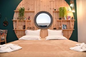 Woodlands apartments