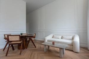 Suite Brume - Maison les Arcades au pied de la gare de Charleville-Mézières