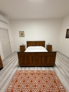 Elenas apartment - casa gialla