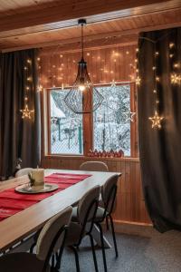 Leśna Sielanka domek z jacuzzi w lesie pod Górą Szczebel RELAX I SPORT