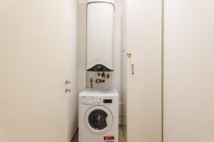 FaCentro - Free WiFi & Air Conditioning