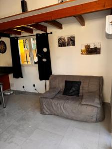 T2 moderne rdc toutes commodités