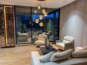 Lujo & Confort - Moderno apto con piscina y tennis