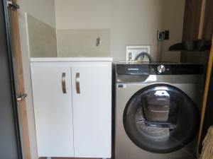 Lujo & Confort - Moderno apto con piscina y tennis