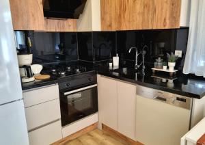 2 Bedroom Cozy Apartment