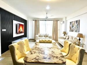 AQUA GARDENS SEAVIEW LUXURY APARTMENTS BAOBAB RD NYALI Msa