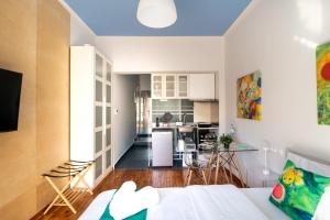 Hippodrome View - Green