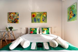 Hippodrome View - Green