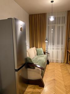 Квартира з балконом в центрі на Утьосова