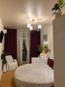 Квартира в центре на Утесова с балконом