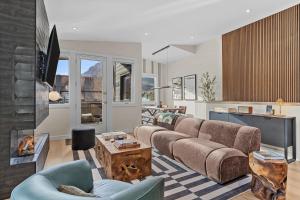 Sisters Solstice Villa by WeekAway Vacations