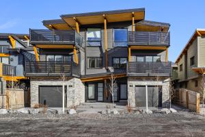 Sisters Solstice Villa by WeekAway Vacations
