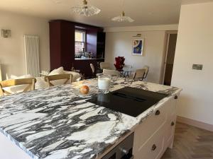 New Luxury 3-Bed Flat in East Dulwich