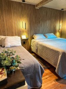 Cabana com Cachoeira