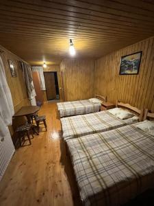 Cottage біля річки