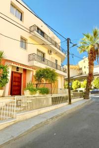 Smart Comfort RoomN2 with Private Bathroom in best Location Beach 250m