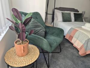 Budget-Friendly Garden Studio in Southsea - Portsmouth Contractors Welcome #6