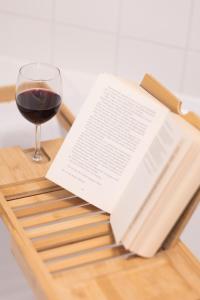 Bright, cozy, well located at Alaunpark-Neustadt