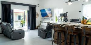 JJ Lux Residential
