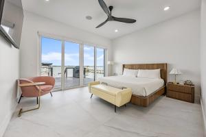 2-Story Indian Riverfront Oasis Dock & Views