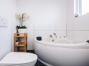 Summer house with wellness area