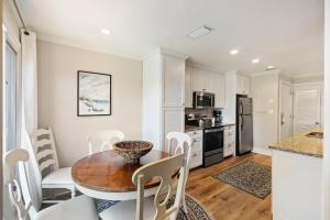 TC5540: 5540 Turtle Cove