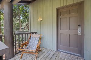 FWO1358: 1358 Fairway Oaks