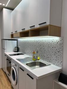 Tirana Urban Oazis -Central & Steps to Attractions