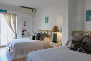 Cancun Plaza Condo Mexico