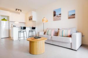 Oceanview Apartment with Balcony